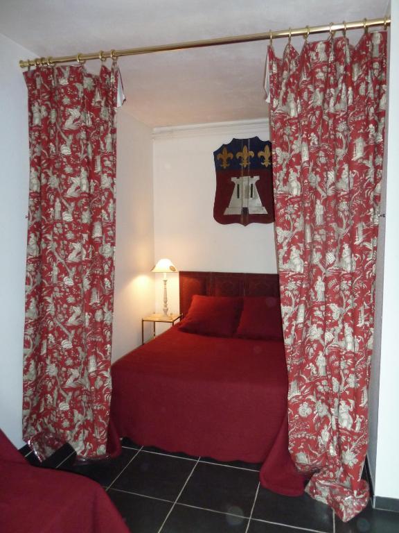 Bed and Breakfast Le Vieux Vauvert Рошекорбон Номер фото