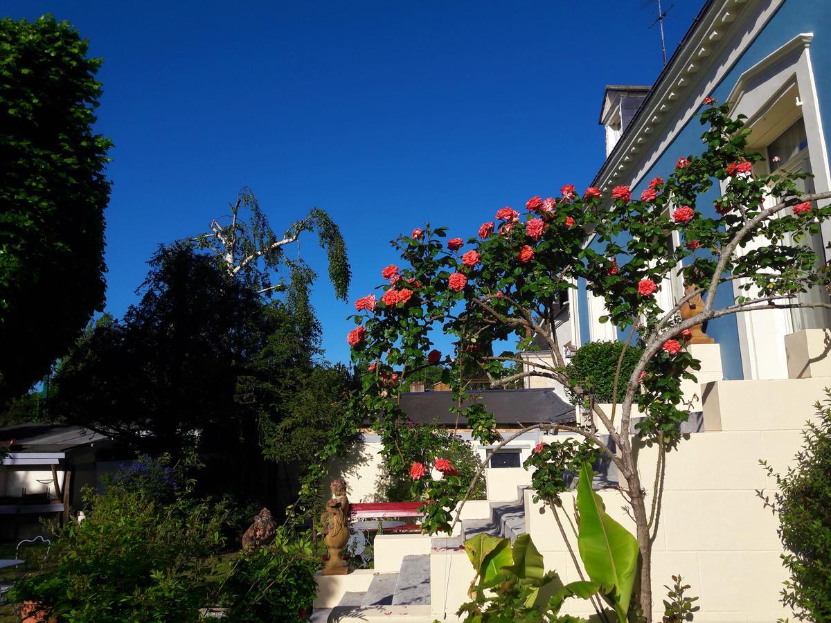 Bed and Breakfast Le Vieux Vauvert Рошекорбон Экстерьер фото
